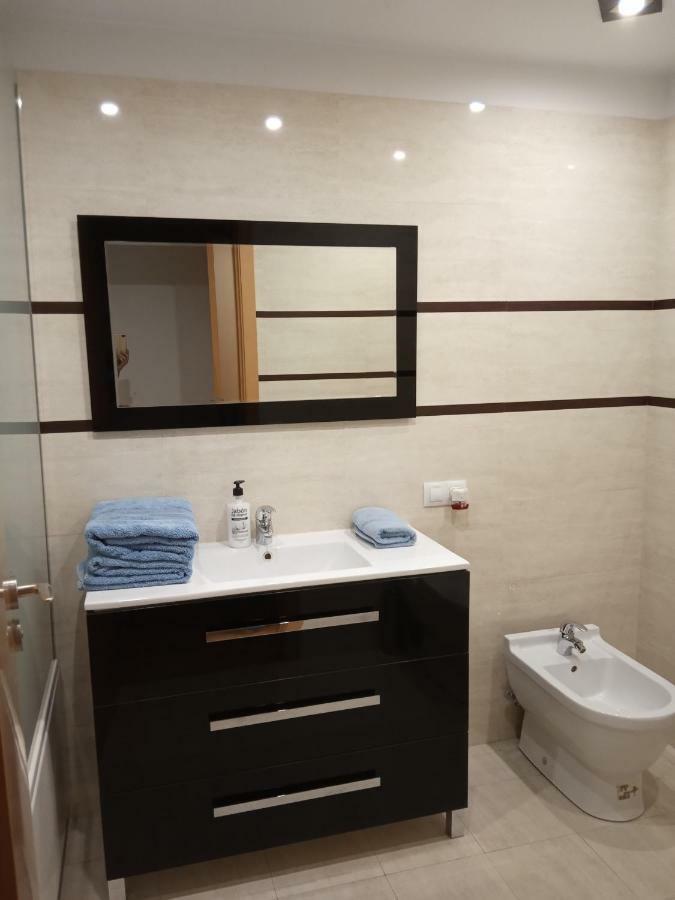 Apartamento Los Lirios Logroño Eksteriør billede